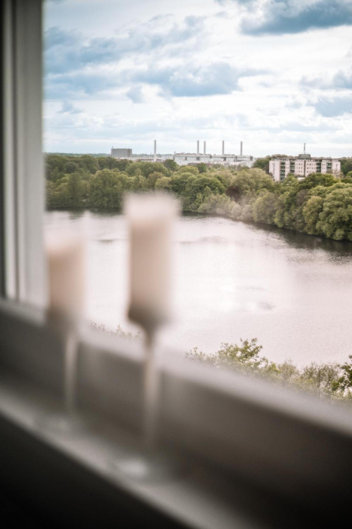 Apartment Am Neuen Teich -Balkon- 4 Personen -Waschmaschine วอล์ฟสบวร์ก ภายนอก รูปภาพ